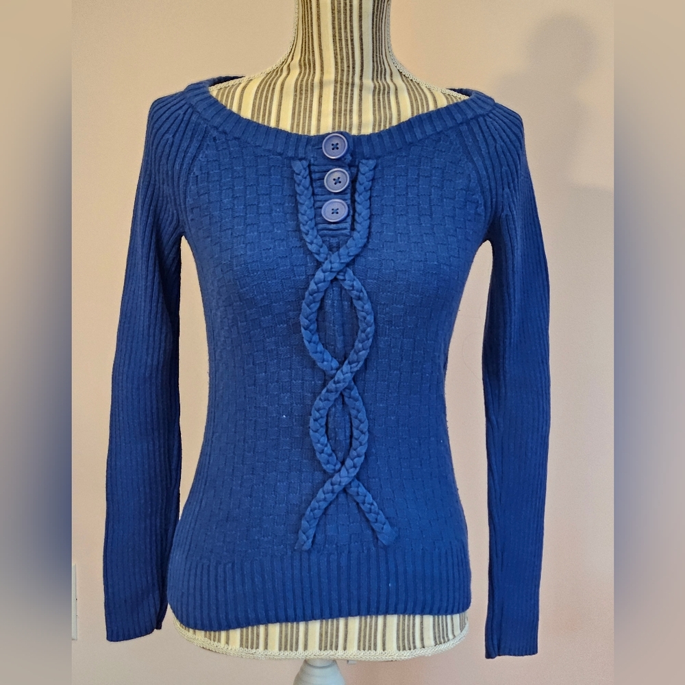 DKNY Women's Blue Sweater with Button Detail (Small)